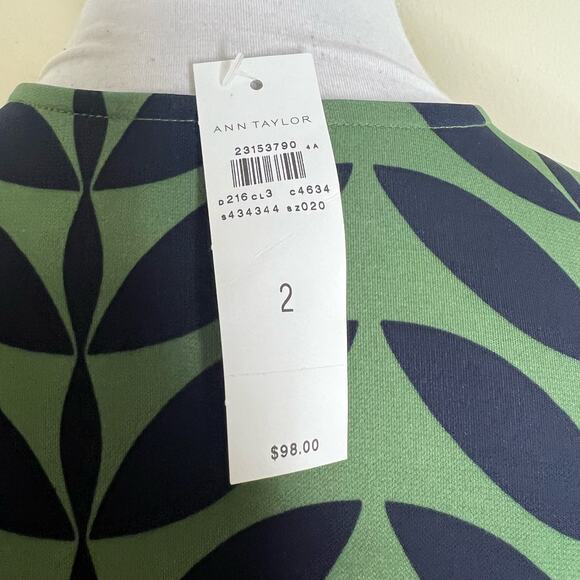 Ann Taylor Wrap Dress 2 Jersey Knit Green Navy Work Vneck Office Knee Length New - Picture 7 of 10